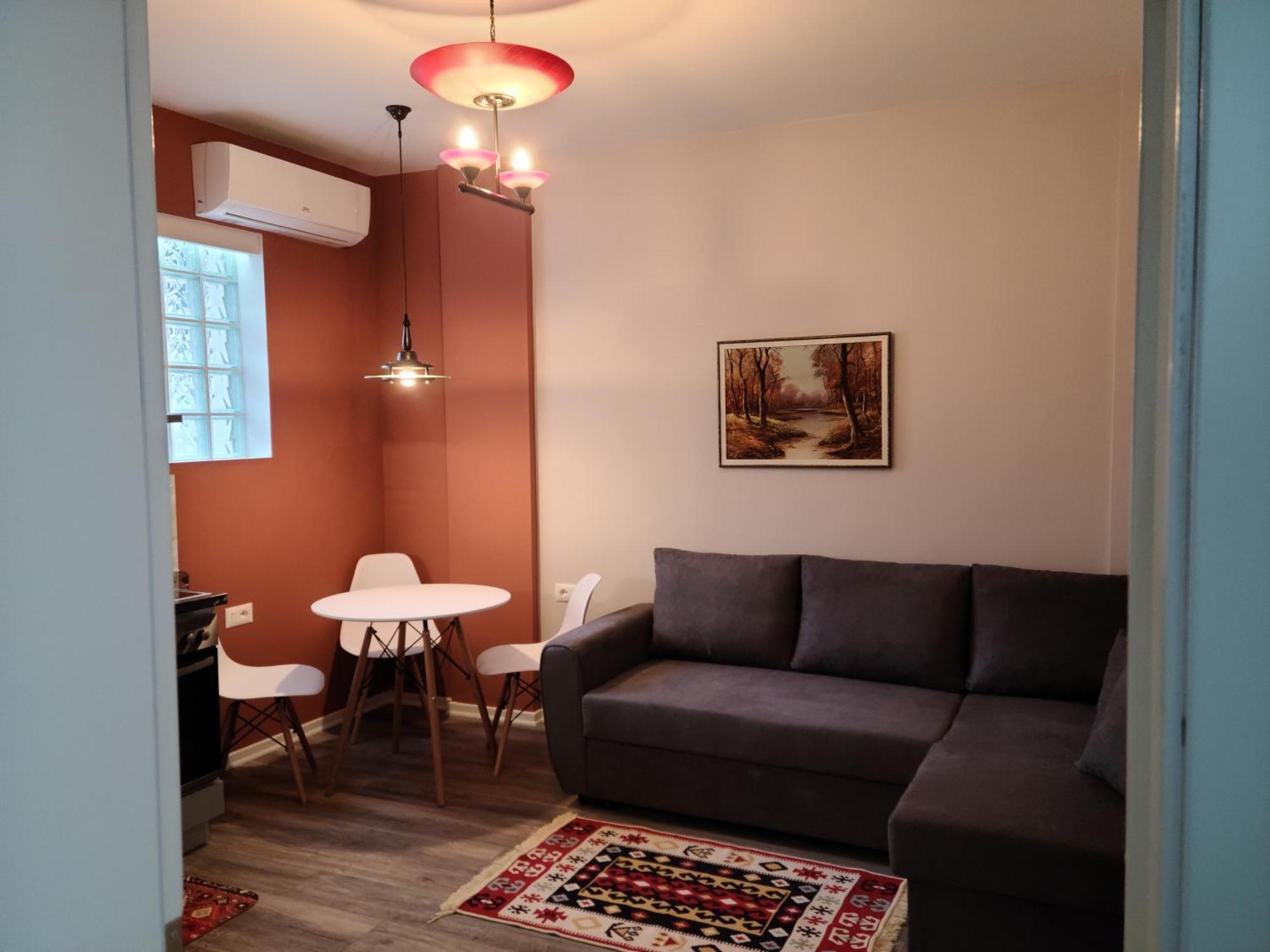 Travelers' Apartment *